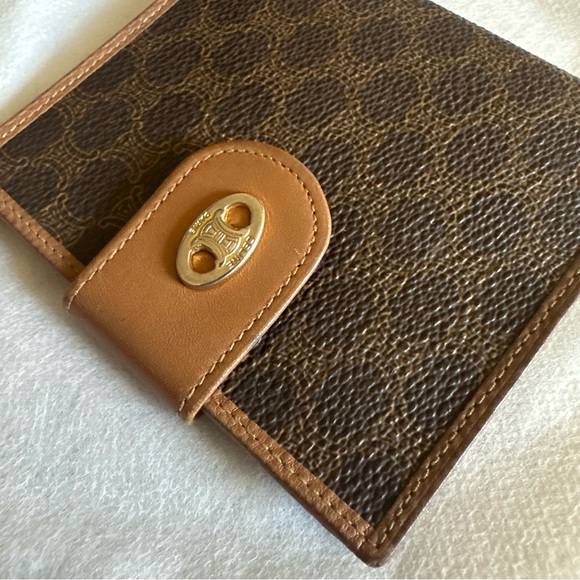 Celine Bifold Wallet - Picture 5 of 13